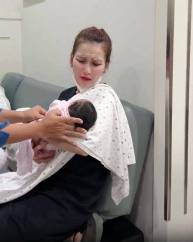 Instagram.com/ayutingting92